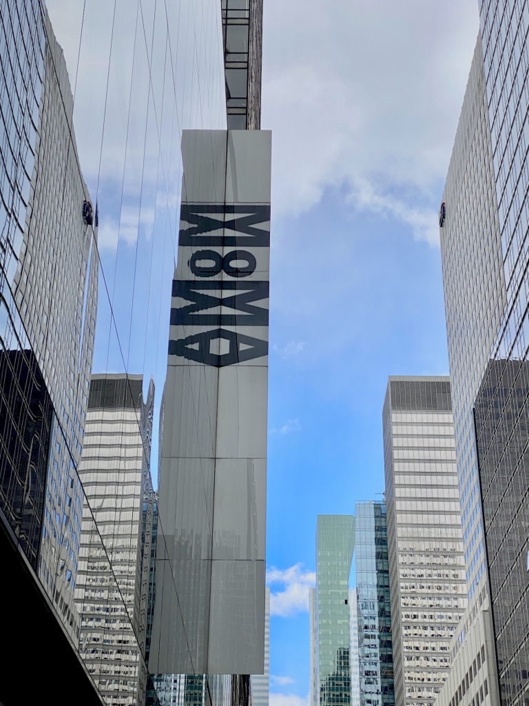 building of MOMA 