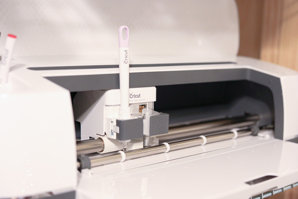 アメリカで話題のCricut Makerとは？クリカットで作れるものご紹介